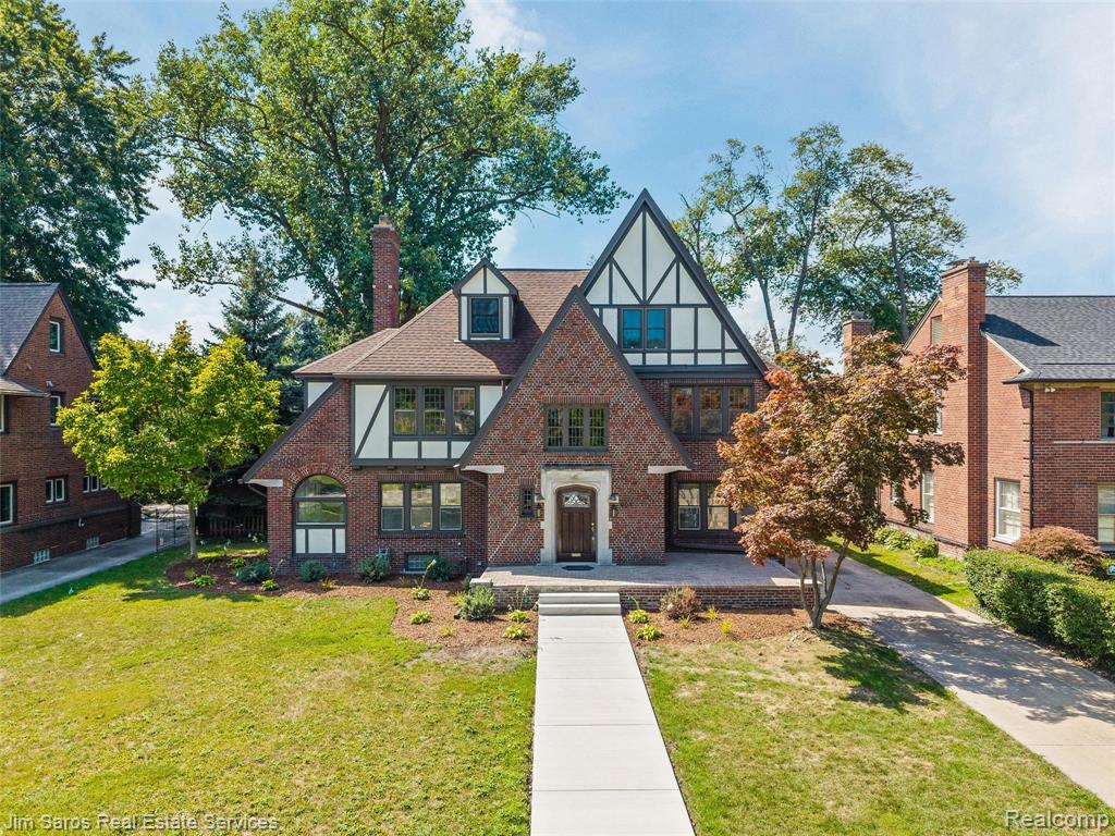 921 Berkshire Road, Grosse Pointe Park, MI 48230 — front exterior