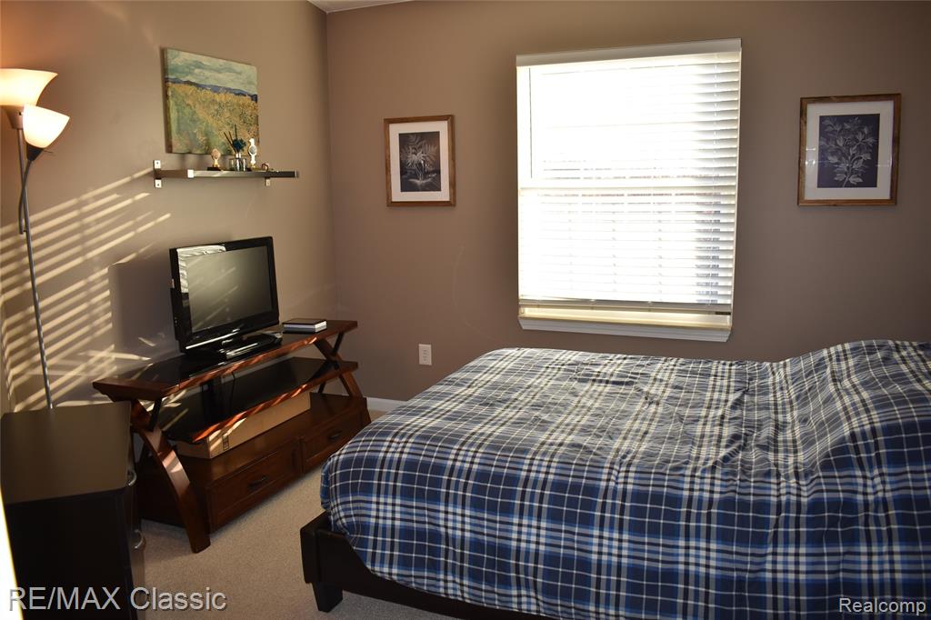 29424 Regents Pointe, 62, Farmington Hills, MI 48331 — Photo 24