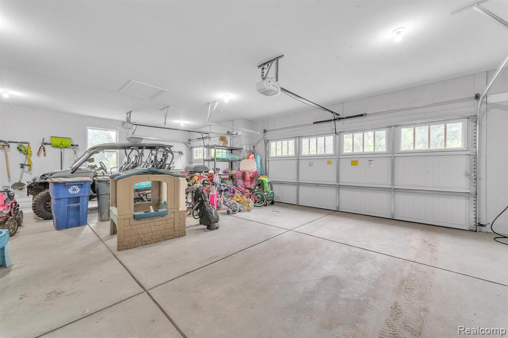 9857 Dartmouth Road, Clarkston, MI 48348 — Photo 49