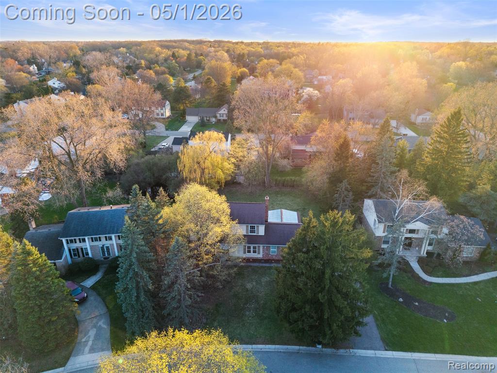 5686 Stratford Drive, West Bloomfield, MI — Photo 45