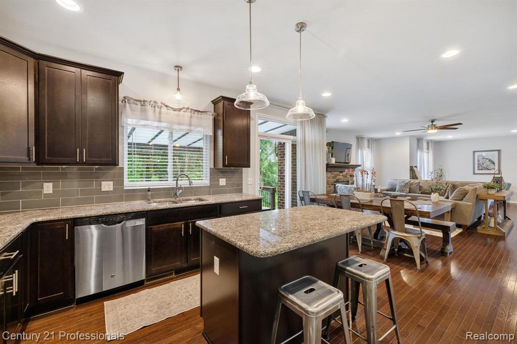 9754 Windsor Lane, Clarkston, MI 48348 — Photo 5