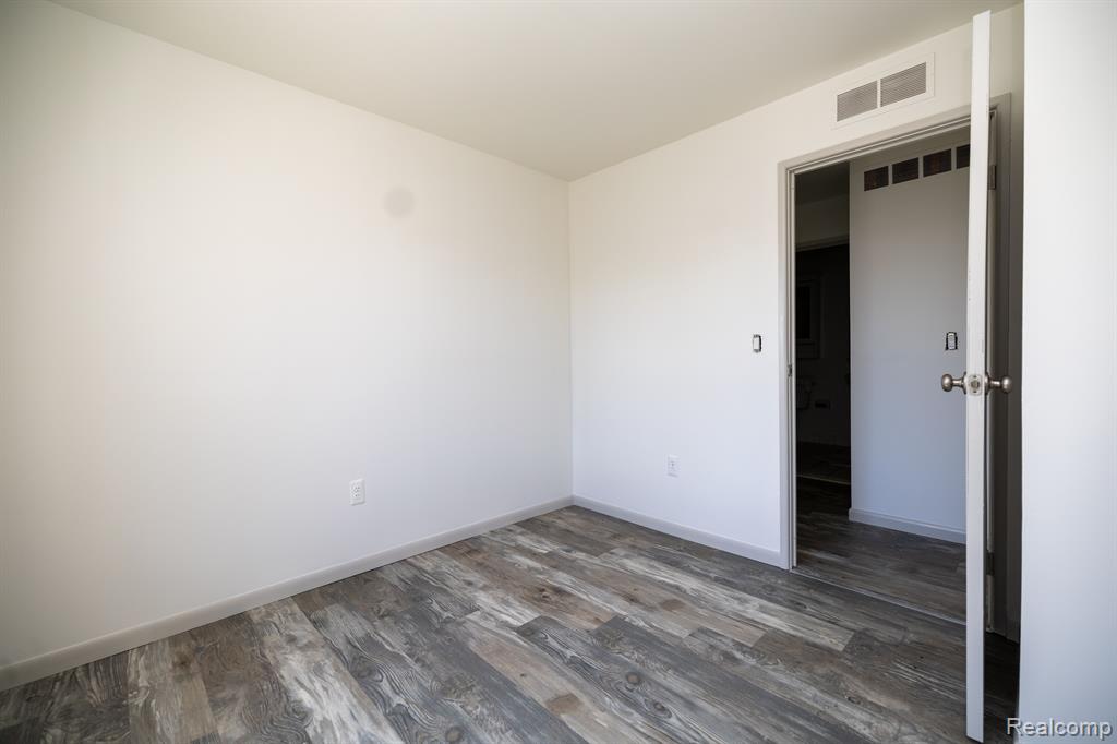 23062 CRANBROOKE Lane, 173, Novi, MI — Photo 22