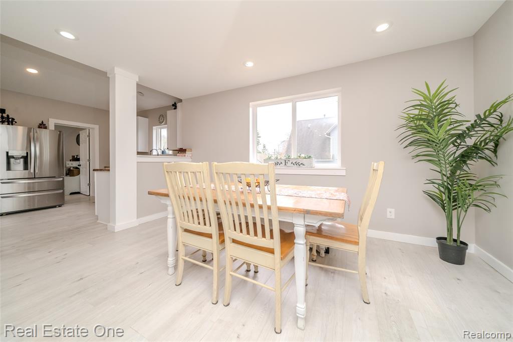 515 S Michigan Avenue, Howell, MI 48843 — Photo 19