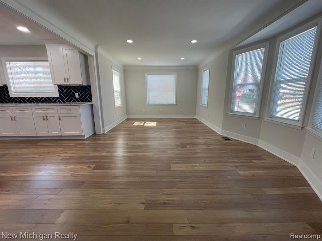 985 W Hazelhurst Street, Ferndale, MI 48220 — Photo 12