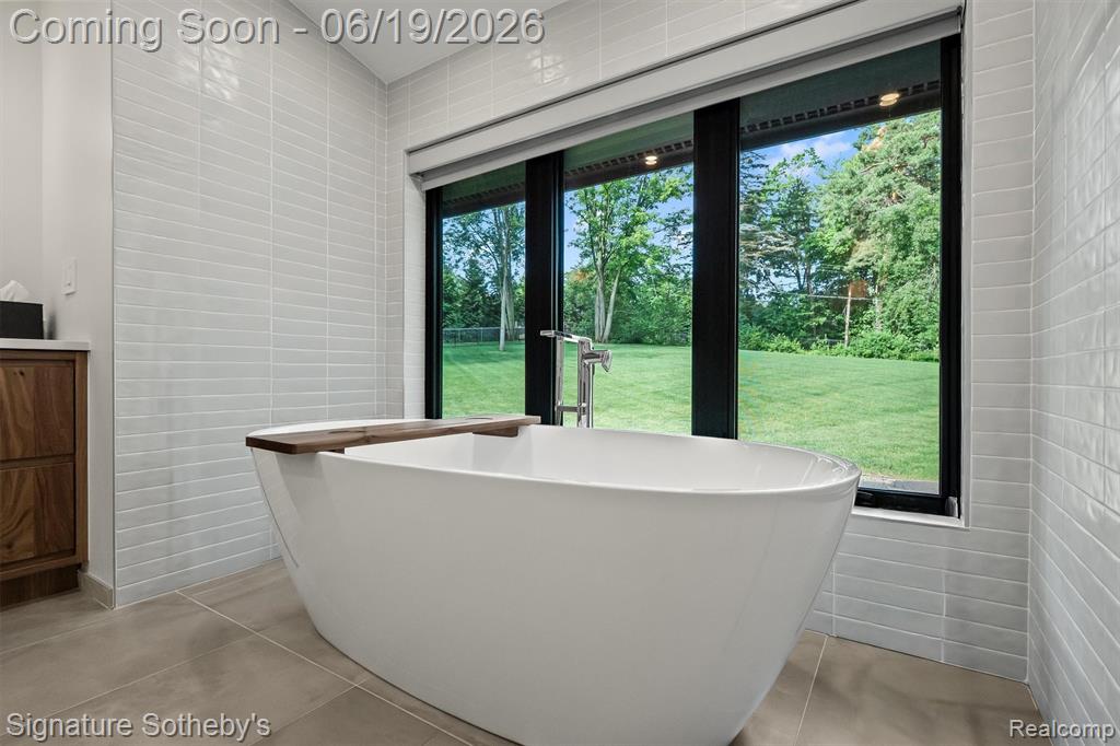 4340 Charing Cross Road, Bloomfield Hills, MI 48304 — Photo 17
