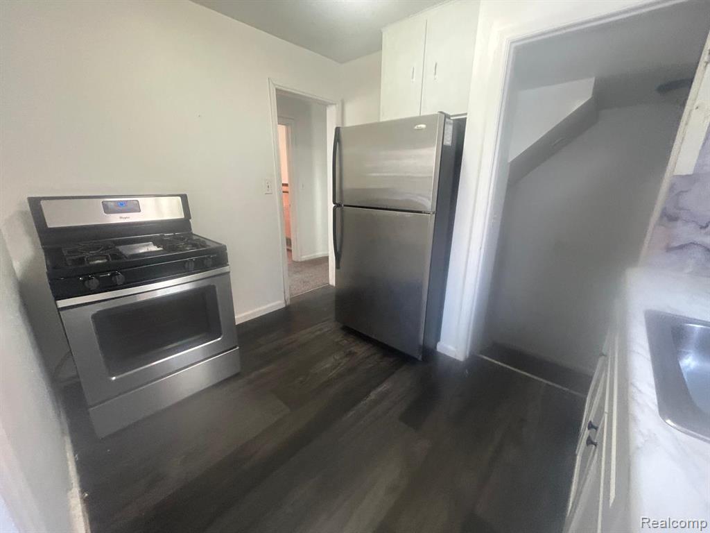 6515 Woodmont Avenue, Detroit, MI 48228 — Photo 6
