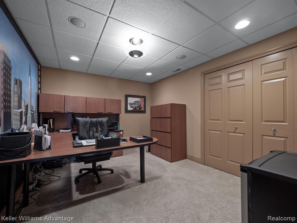 18328 Clairmont Circle E, Northville, MI 48168 — Photo 49