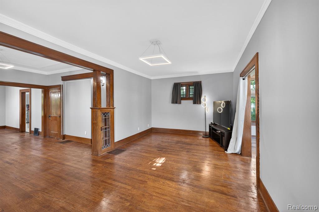925 W Kalamazoo Street, Lansing, MI 48915 — Photo 12