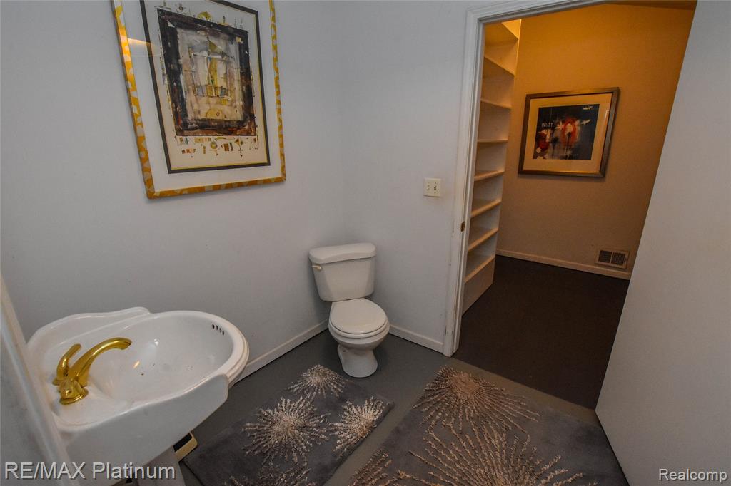 5160 Fenton Road, Fenton, MI 48430 — Photo 56