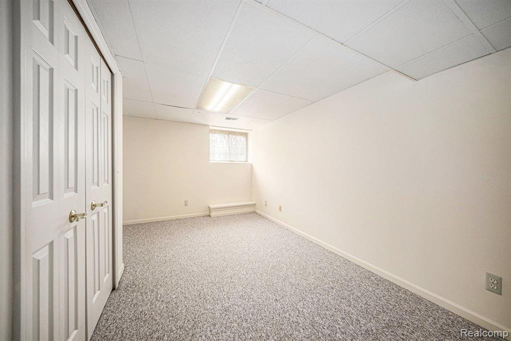 4848 HILLWAY Court, Ann Arbor, MI 48105 — Photo 32