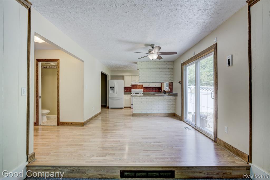 661 Merrimac Road, Canton, MI 48188 — Photo 15
