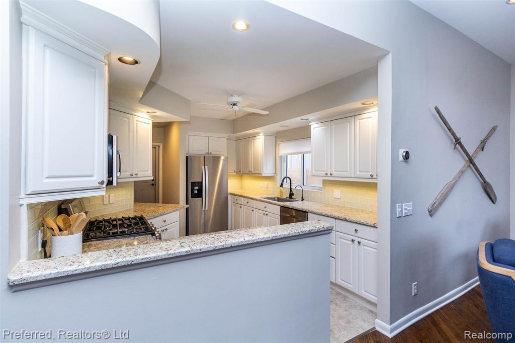 8783 Cooley Beach Drive, White Lake, MI — Photo 20