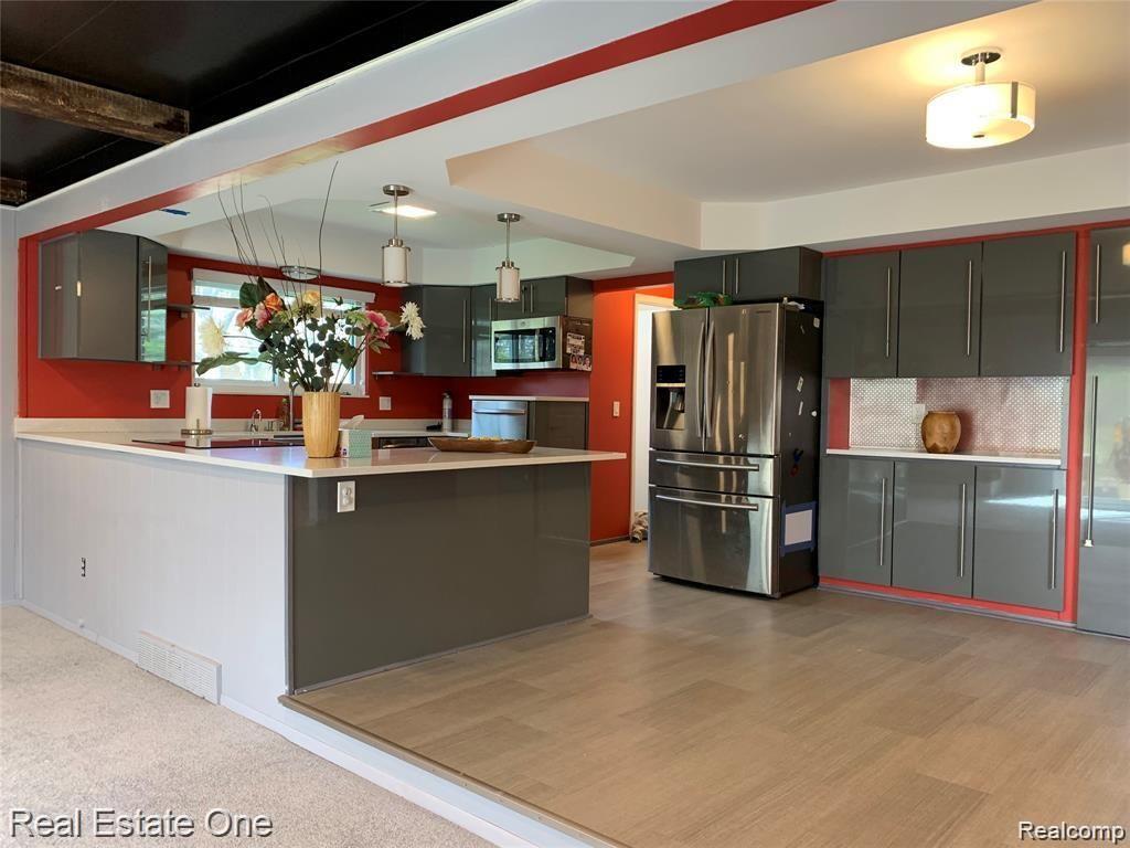 5051 FALMOUTH Drive, Troy, MI 48085 — Photo 7