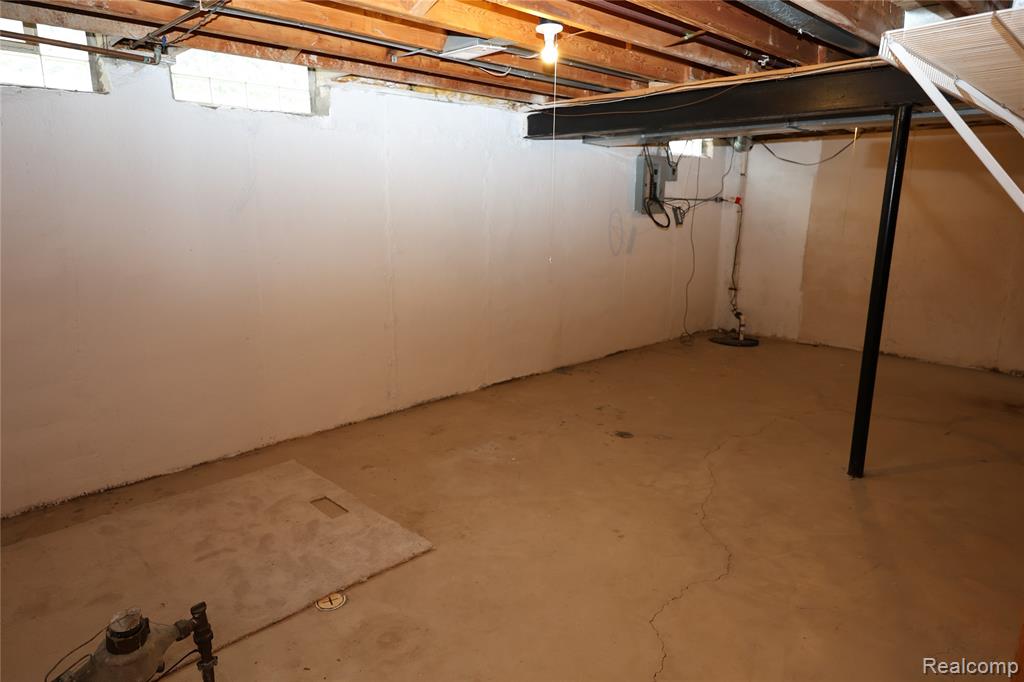3361 Milcroft Court, Canton, MI 48188 — Photo 29