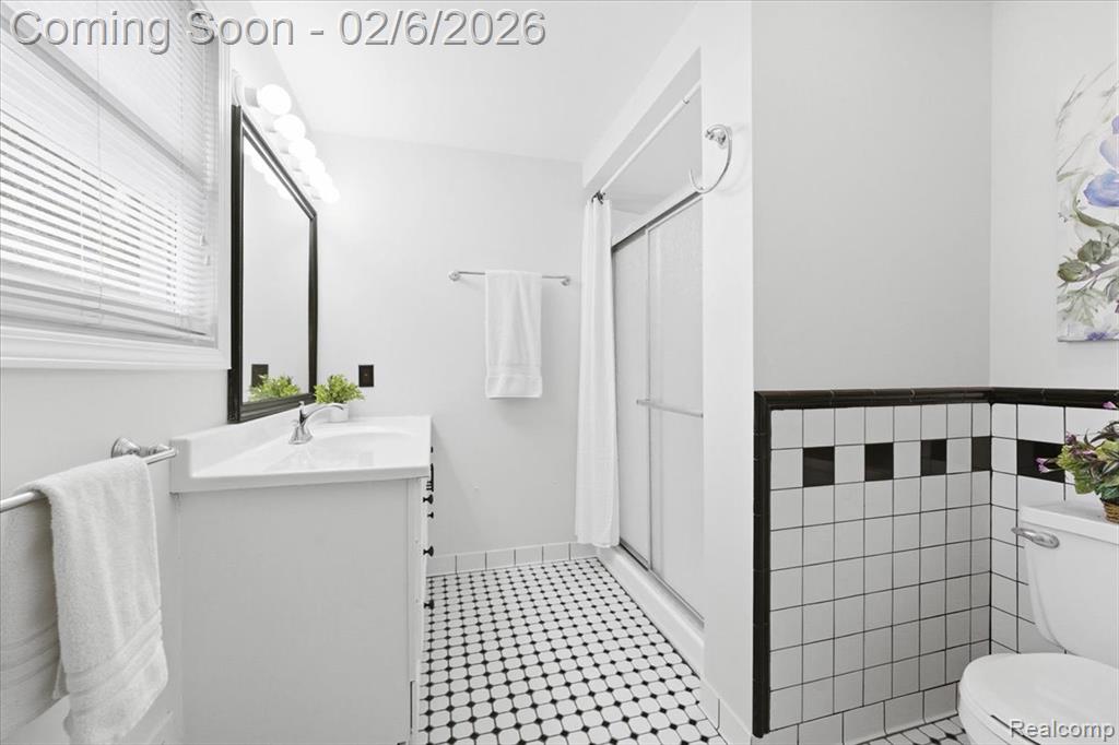 8842 Thorntree Drive, Grosse Ile, MI 48138 — Photo 47