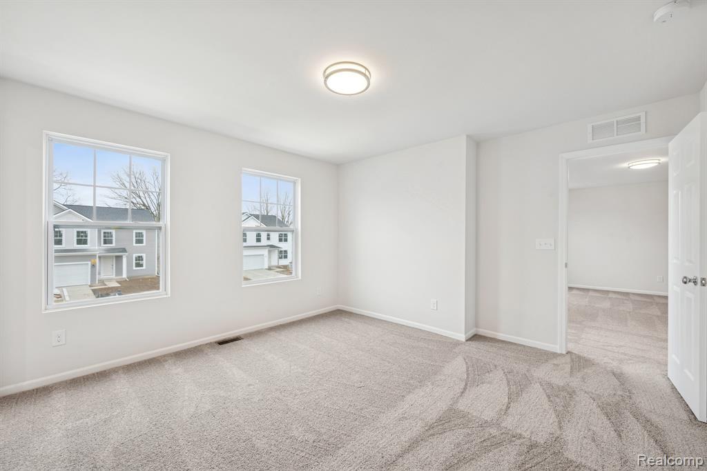 707 Knollwood Bend, Chelsea, MI 48118 — Photo 23