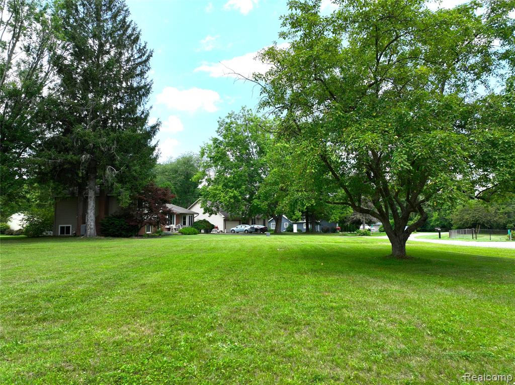 9100 Mayfred Drive, Pinckney, MI 48169 — Photo 27