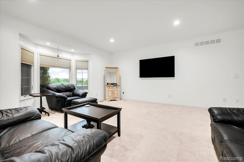 2376 Joseph Tamron Drive W, St. Clair, MI 48079 — Photo 17
