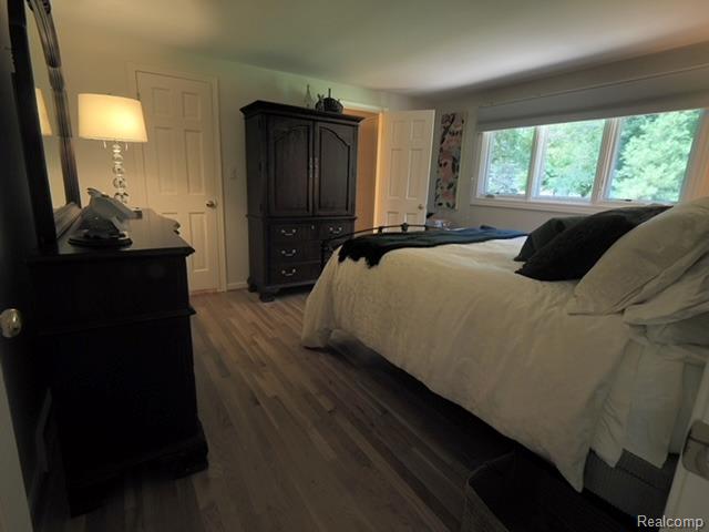 4923 Dusk Drive, Utica, MI 48316 — Photo 17