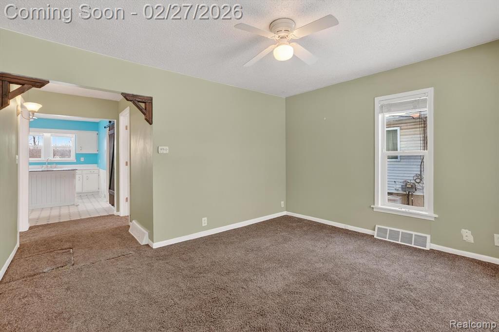 5227 Dania Street, Flint, MI 48532 — Photo 9