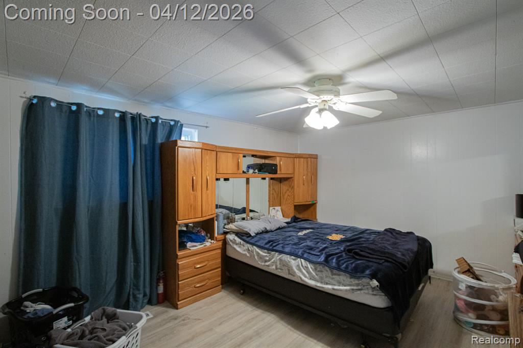 35501 Griswald Street, Clinton Twp, MI 48035 — Photo 13