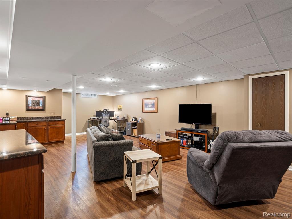 41845 EHRKE Drive, Clinton Twp, MI 48038 — Photo 29