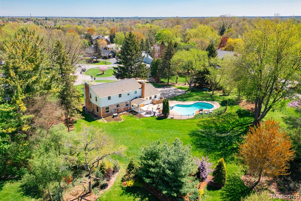 46682 Danbridge Court, Plymouth, MI 48170 — Photo 35