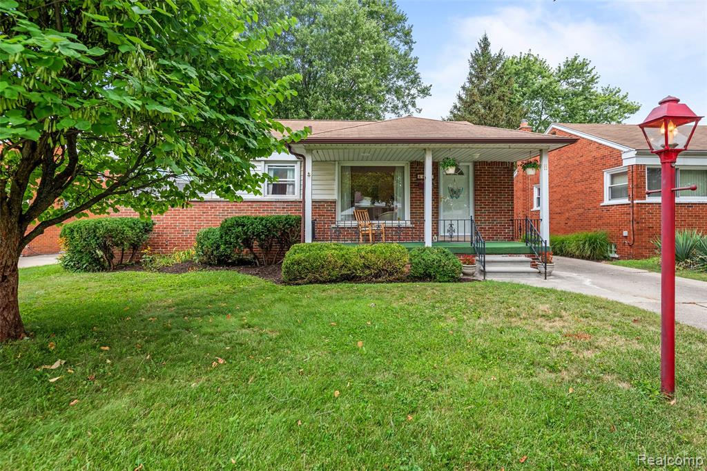 6651 Cardwell Street, Garden City, MI — Photo 2