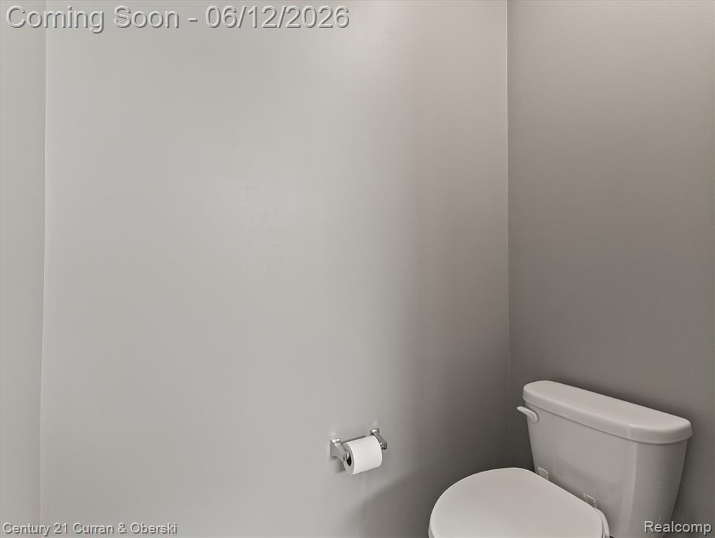 49559 Mapleton Road, Canton, MI 48188 — Photo 33
