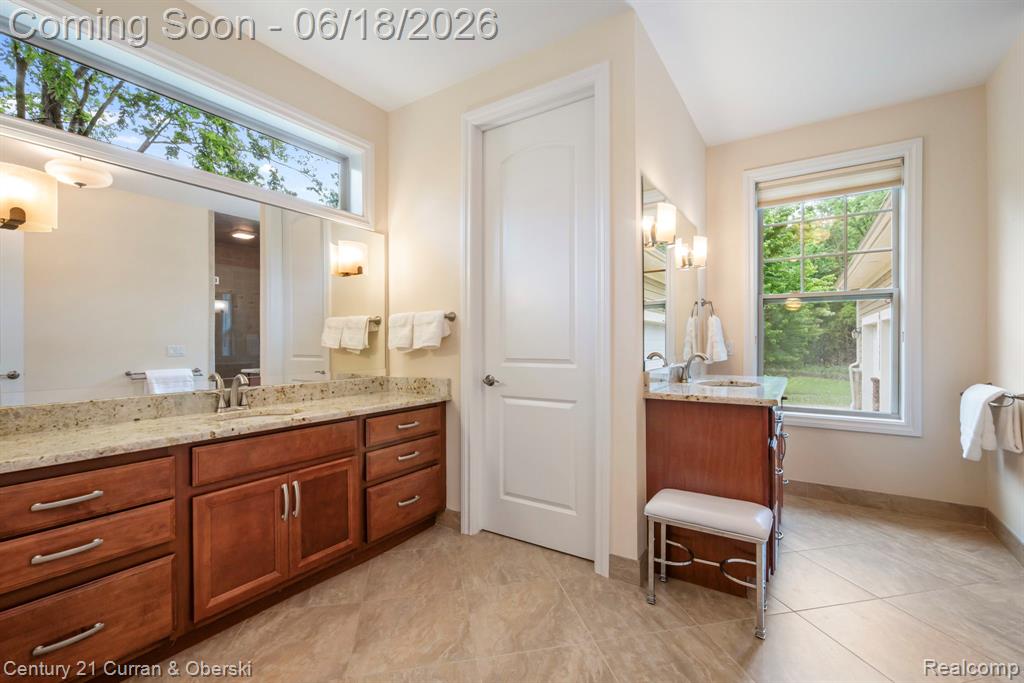 34225 Thornbrook Drive, Farmington, MI 48335 — Photo 30