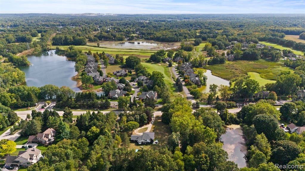 150 Burniah Lane, Lake Orion, MI 48362 — Photo 5
