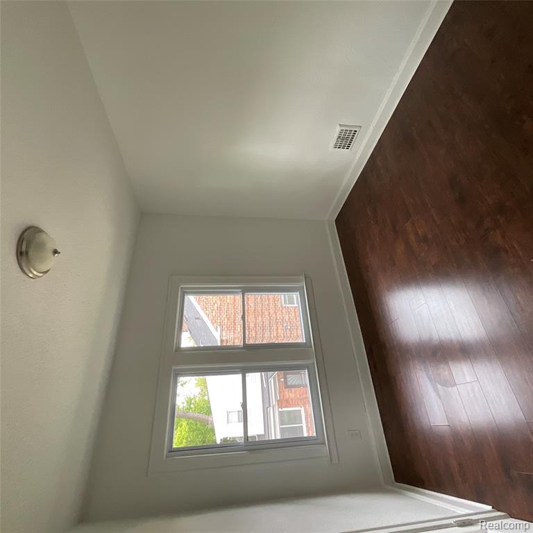 15464 Gilchrist St Street, Detroit, MI 48227 — Photo 9