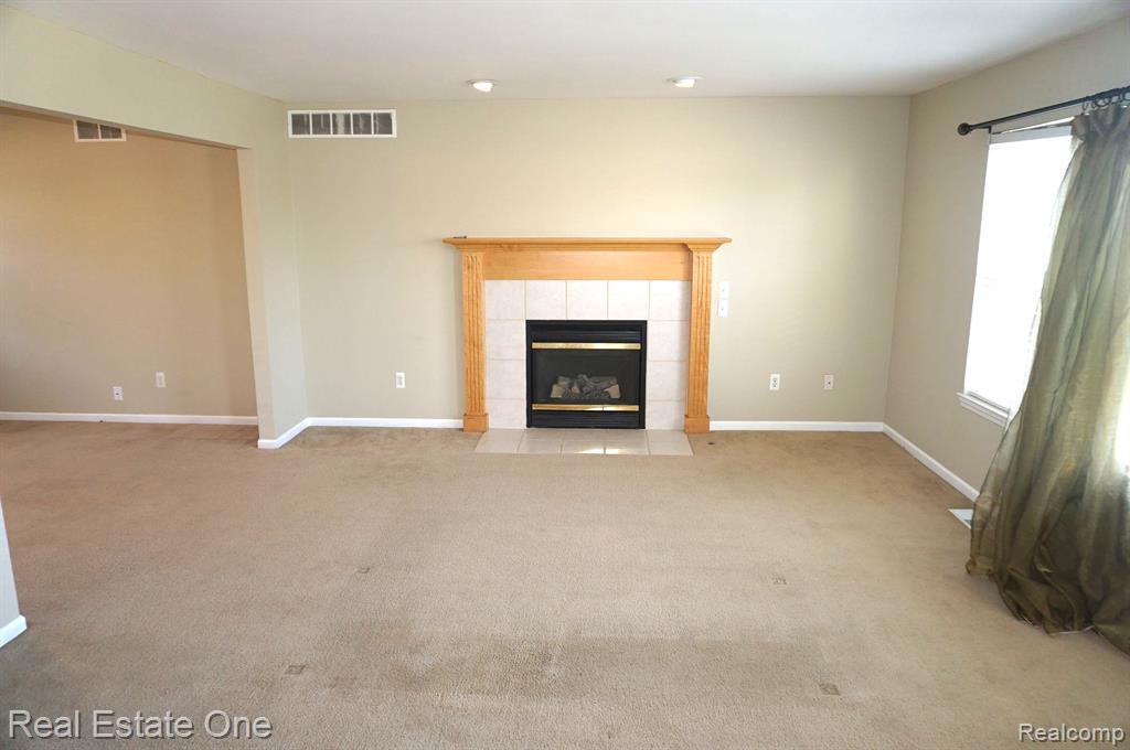 6993 WELLINGTON Drive, Dexter, MI 48130 — Photo 12