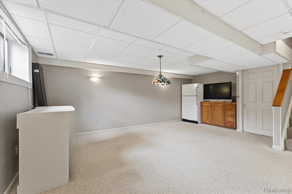8291 Fawn Valley Circle, Clarkston, MI 48348 — Photo 34