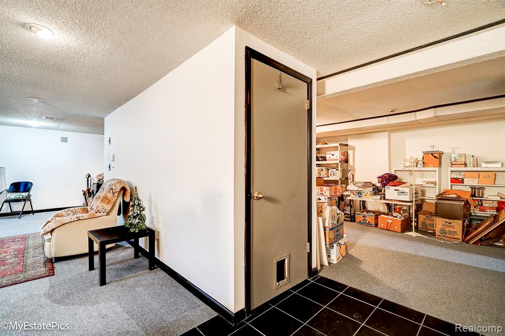 1807 PEBBLE CREEK Drive, Canton, MI 48188 — Photo 44