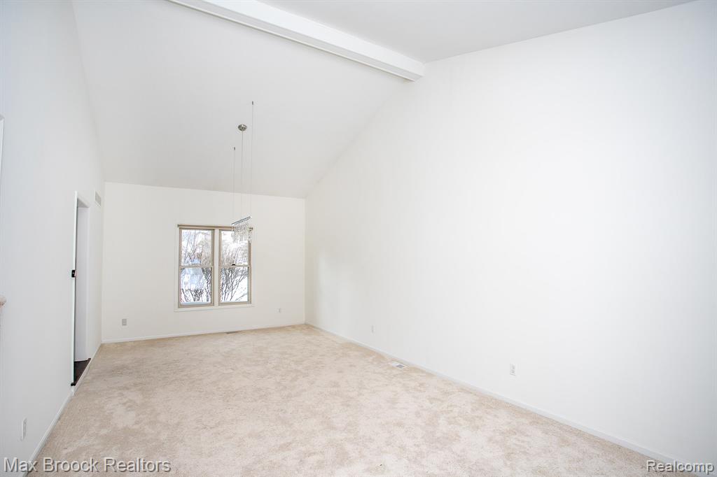 6817 Woodcrest Drive, Troy, MI 48098 — Photo 10