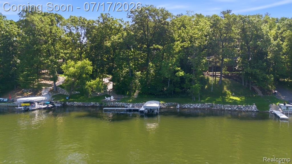 7375 Parkwood Drive, Fenton, MI 48430 — Photo 42