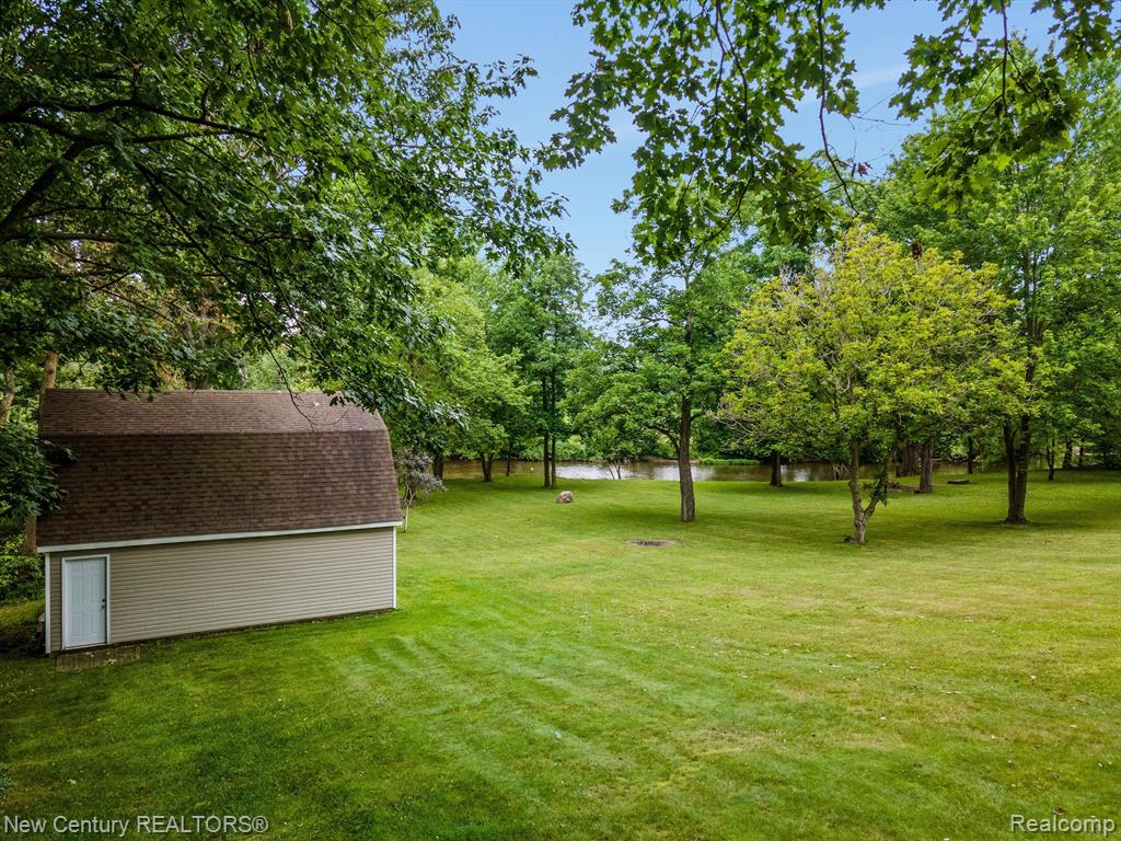 211 SPRING Street, Vernon, MI 48476 — Photo 58