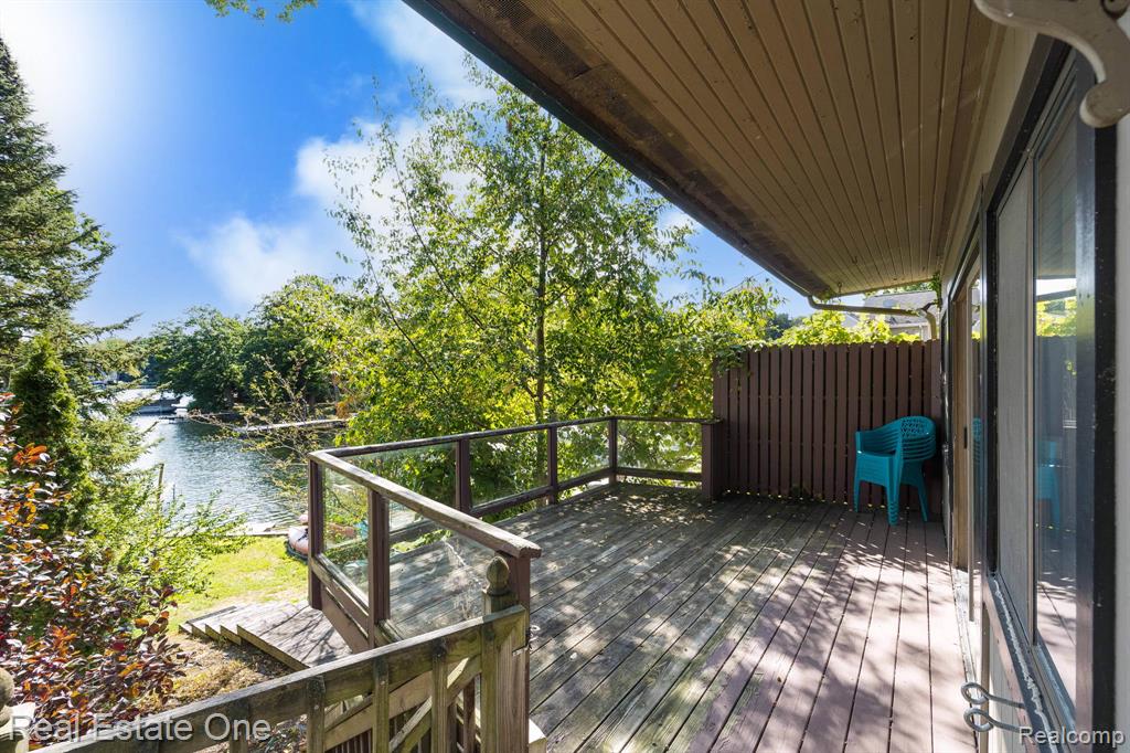 485 Bellevue Avenue, Lake Orion, MI 48362 — Photo 17