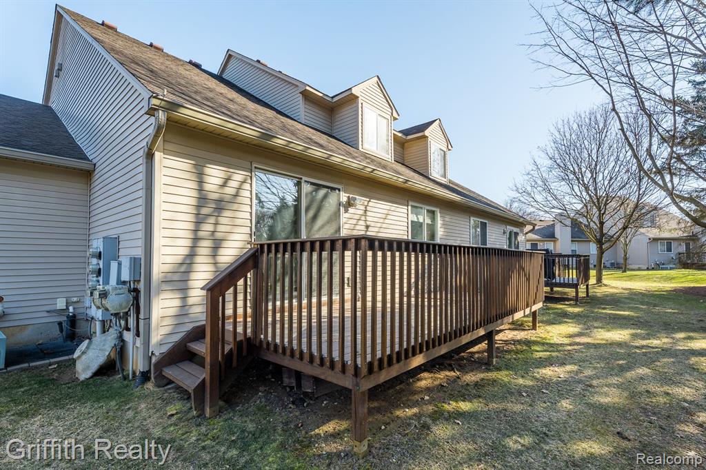 389 WOODFIELD SQUARE Lane, Brighton, MI 48116 — Photo 4