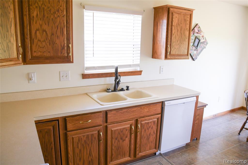 246 Quail Drive, Capac, MI 48014 — Photo 14