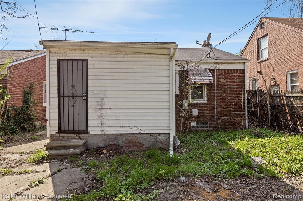 9922 Coyle Street, Detroit, MI 48227 — Photo 20
