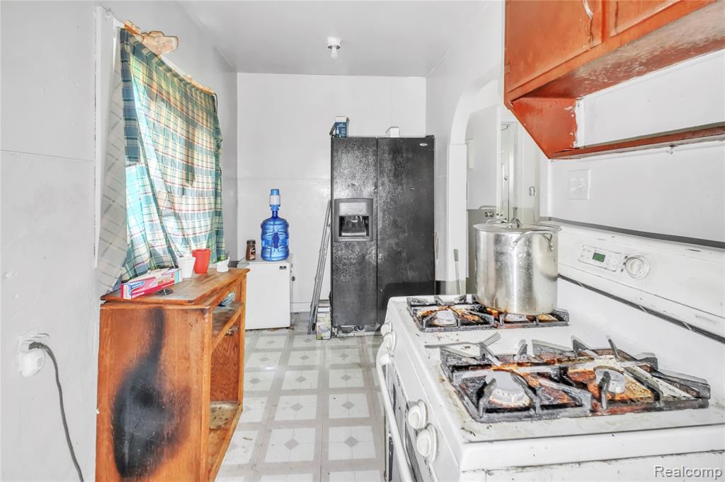 427 S 19th Street, Saginaw, MI 48601 — Photo 9