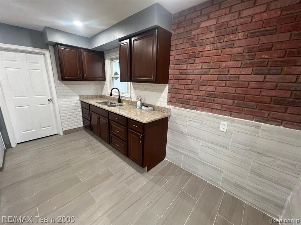 6365 HELEN Street, Garden City, MI — Photo 11