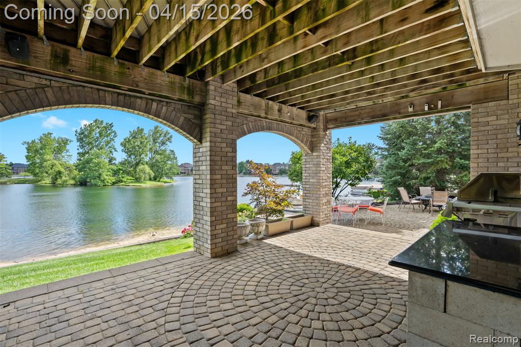 49265 Parkshore Court, Northville, MI 48168 — Photo 36
