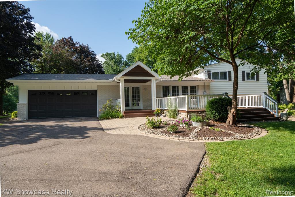 7000 Pebblecreek Road, West Bloomfield, MI — Photo 28