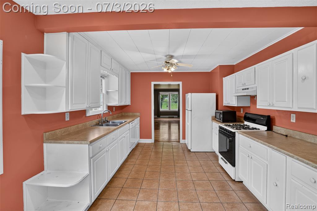 4322 Baker Road, Bridgeport, MI 48722 — Photo 3