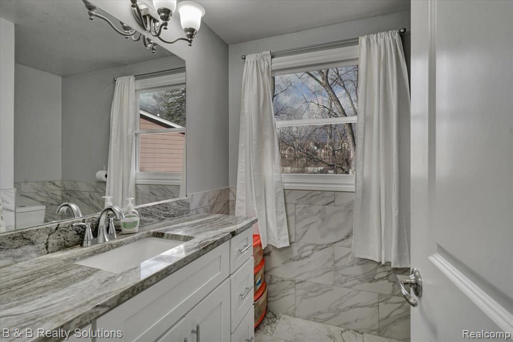 5011 Vincent Trail, Shelby Twp, MI 48316 — Photo 21
