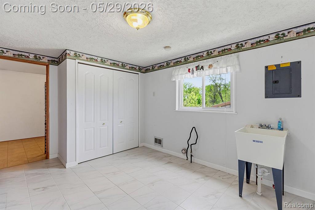 70919 Coon Creek Road, Armada, MI — Photo 29