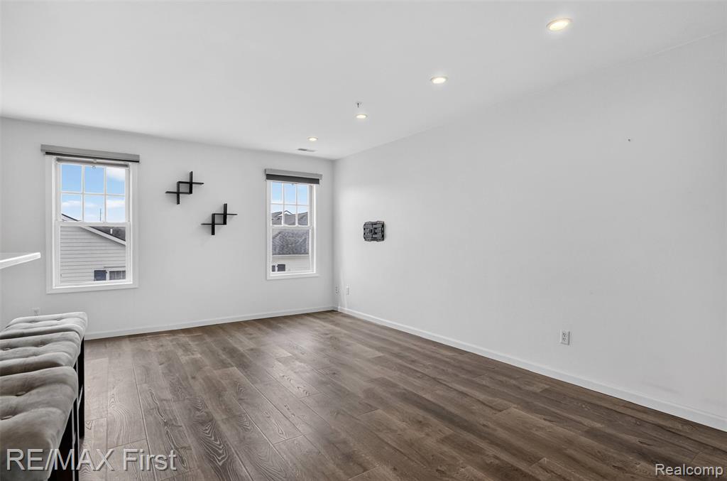 3920 Forester Boulevard, Auburn Hills, MI 48326 — Photo 8
